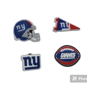 4 New York giants, crocs charms